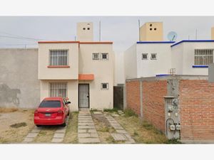 Casa en Venta en Ferrocarriles Sección Rinconada Santa Anita Querétaro