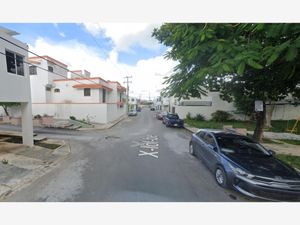 Casa en Venta en Villas Residencial (Ix-Lol-Be) Campeche