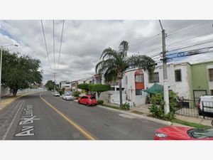 Casa en Venta en Los Paraísos Zapopan