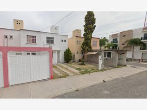 Casa en Venta en Ferrocarriles Sección Rinconada Santa Anita Querétaro