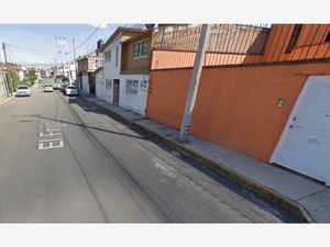 Casa en Venta en La Rivera Toluca