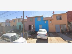 Casa en Venta en Lomas de la Presa Ensenada