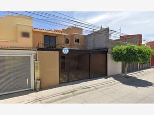 Casa en Venta en Lomas de Ibarrilla León