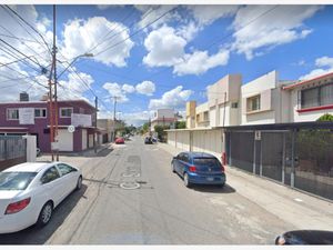 Casa en Venta en San Benigno León