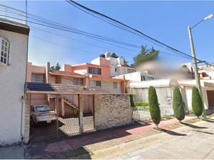 Casa en Venta en Jardines de Satelite Naucalpan de Juárez