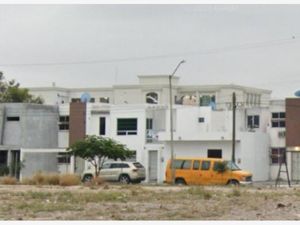 Casa en Venta en Puerta del Sol Reynosa