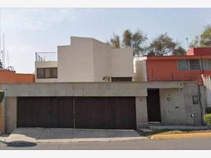 Casa en Venta en Parques de la Herradura Huixquilucan