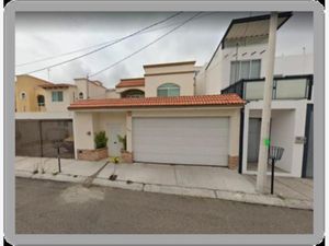 Casa en Venta en Colinas del Cimatario Querétaro