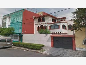 Casa en Venta en Claveria Azcapotzalco