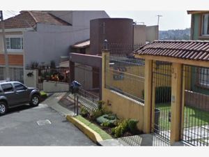 Casa en Venta en Paseos del Bosque Naucalpan de Juárez