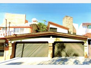 Casa en Venta en Villa Carmel Puebla