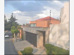 Casa en Venta en Parques de la Herradura Huixquilucan