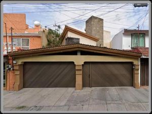 Casa en Venta en Villa Carmel Puebla