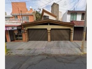 Casa en Venta en Villa Carmel Puebla