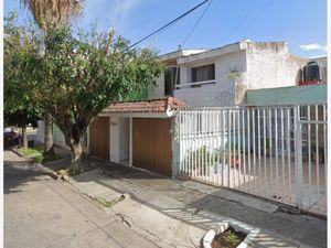 Casa en Venta en Pinar de La Calma Zapopan