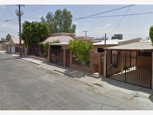 Casa en Venta en California Mexicali