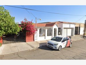 Casa en Venta en Industrial Mexicali