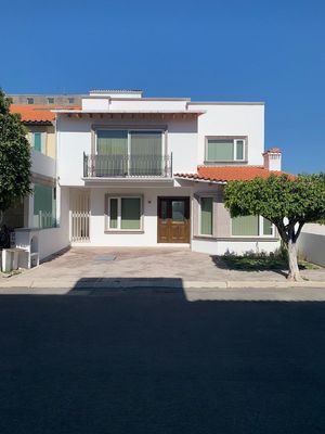 Casas en venta en Claustro de Santiago 1ra Secc, 76093 Santiago de Querétaro,  Qro., México