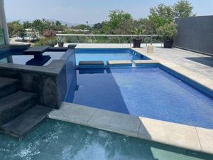 Venta de Casa en Condominio Col Las Palmas Cuernavaca