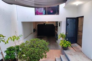 Venta de Casa Sola Col. Miraval Cuernavaca