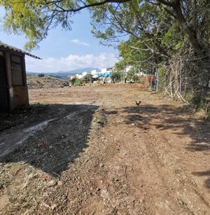 VENTA DE TERRENO EN LOMAS DE ATZINGO, CUERNAVACA, NORTE.