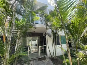 Venta de Casa en Condominio Col Las Palmas Cuernavaca