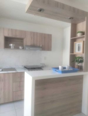 Venta de casa Nueva en condominio con Alberca