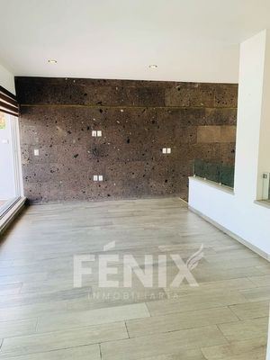 Se vende casa con 3 habitaciones en planta baja- Zona Monte Magno