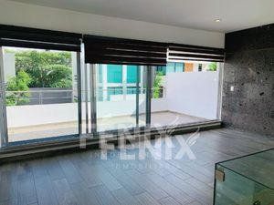 Se vende casa con 3 habitaciones en planta baja- Zona Monte Magno