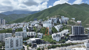 Terreno de Oportunidad con Increíbles Vistas en Lomas de Montecristo, Monterrey