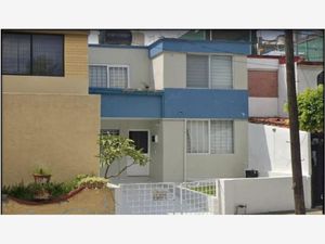 Casa en venta en Alcalde Barranquitas, Guadalajara, Jal, México 44270 ##, Alcalde  Barranquitas, Guadalajara, Jalisco.