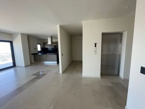 Penthouse en renta  Torre Secuolla