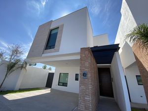 Casa en Venta en La Rioja Residencial Torreón