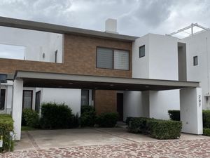 Casa en Venta en Altozano la Nueva Laguna Gómez Palacio