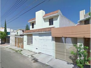 Casa en venta en Av. Constituyentes 282, Santiago de Querétaro, Querétaro,  Querétaro, 76180.