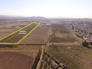 TERRENO EN VENTA SOBRE AV JUAN GIL PRECIADO, ZAPOPAN