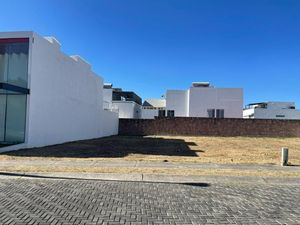 Terreno En Venta En Condominio La Arbolada, Tlajomulco De Zuñiga