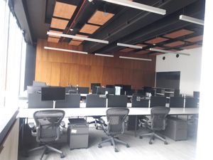 Oficinas acondicionadas con o sin muebles en Santa fe