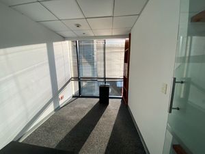 Renta - Oficina - Candela y Periférico - 688 m2 - Piso 1