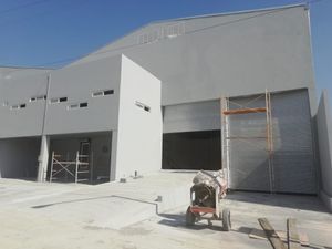 Bodega en RENTA en Santa Catarina