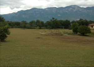 Terreno plano en venta en EL BARRIAL