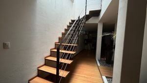 Casa 1 escaleras