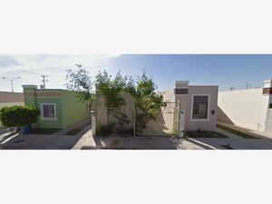 Inmuebles y propiedades en Fraccionamiento Los Ciruelos, 88290 Nuevo Laredo,  Tamps., México