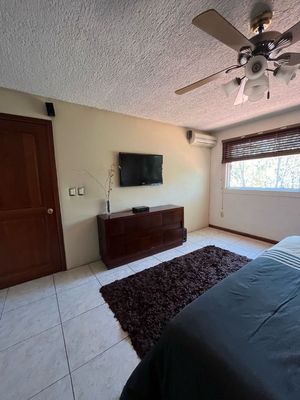 Agradable casa en venta en Bugambilias segunda sección