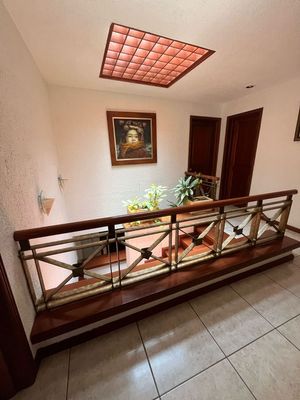 Agradable casa en venta en Bugambilias segunda sección