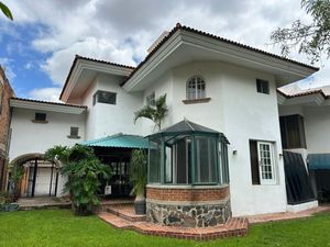 Hermosa casa en Rinconada Santa Rita