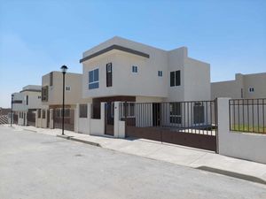 Casas en venta con 4 baños con jacuzzi en Nueva Diaz Ordaz, 55050 Ecatepec  de Morelos, Méx., México