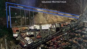Terreno comercial y habitacional en Zona Esmeralda