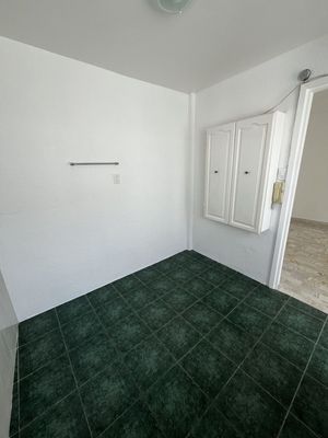 Se vende lindo departamento muy iluminado