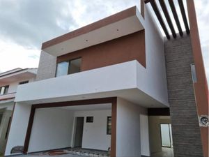 Casa en Venta en Llano Grande (El Salitre) Metepec